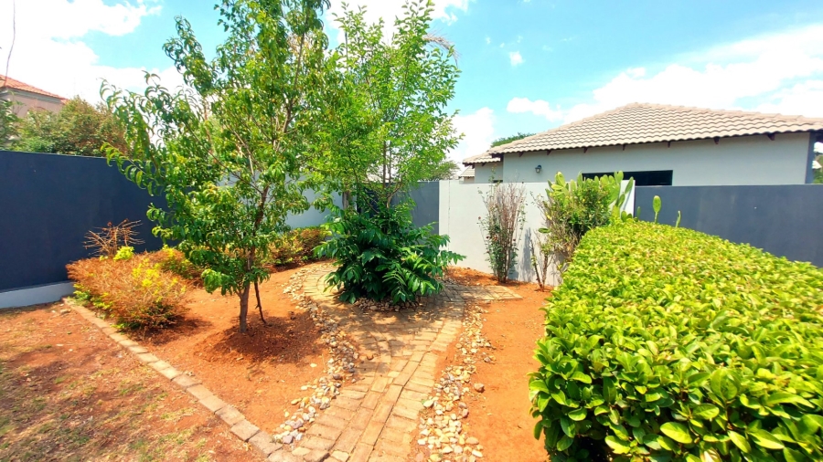 4 Bedroom Property for Sale in Melodie North West